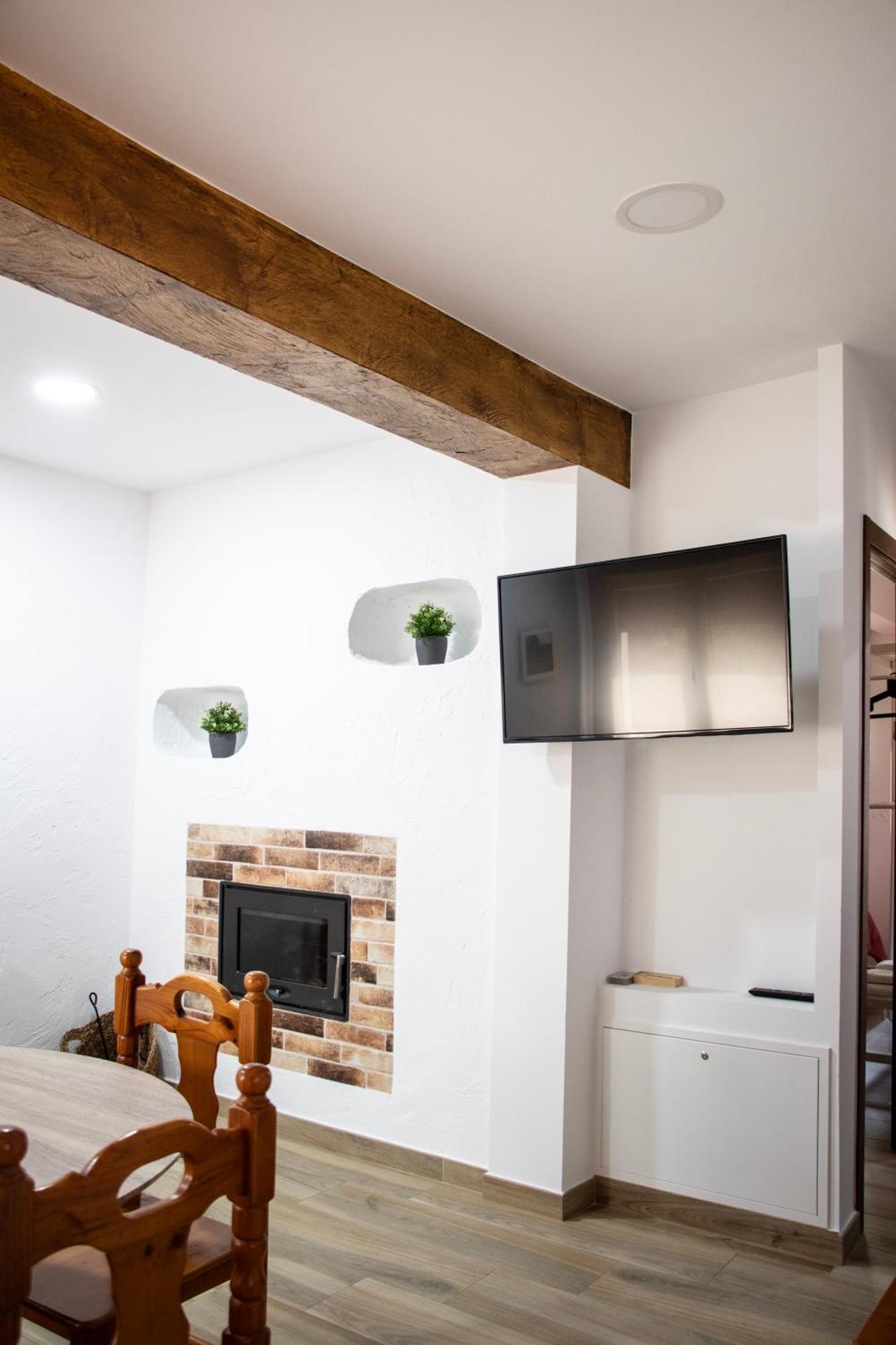Casas Rurales La Carrasca ออสซา เด มอนเตียล ภายนอก รูปภาพ